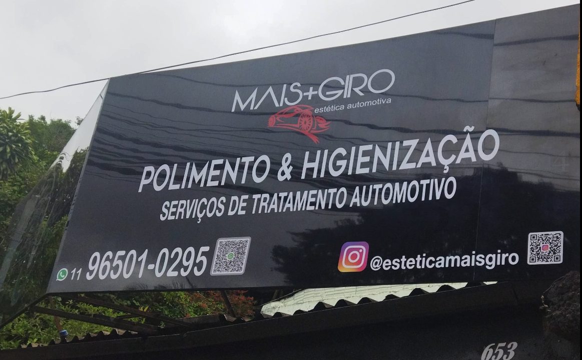 Fachada da Mais Giro: placa preta com 'Polimento & Higienização — serviços de tratamento automotivo'